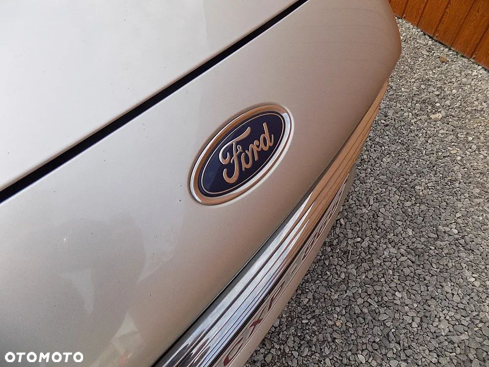 Ford Fiesta 1.1 S&S COOL&CONNECT - 19