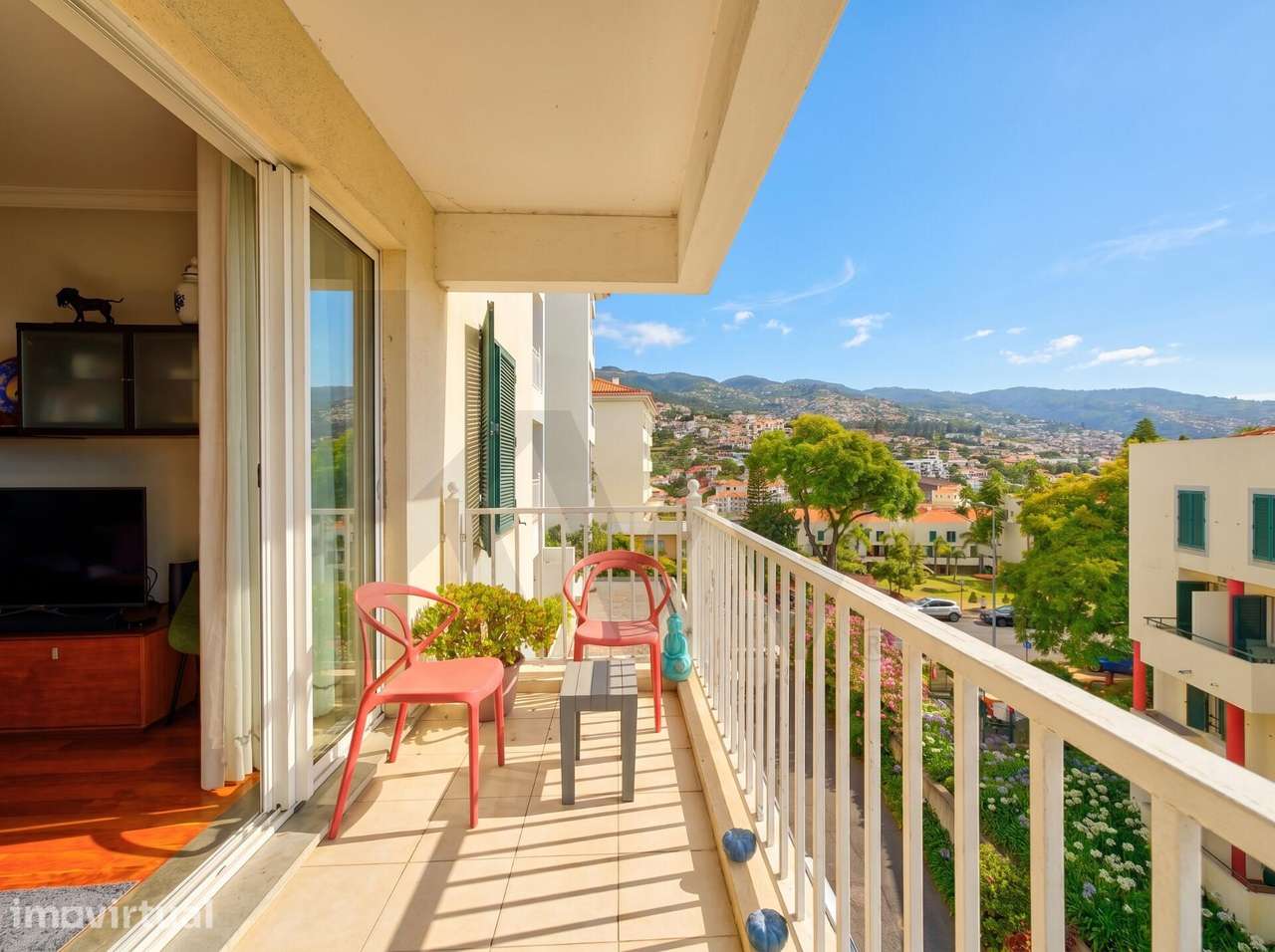 Apartamento T3 no Edifício Praça Das Madalenas! - Grande imagem: 3/27