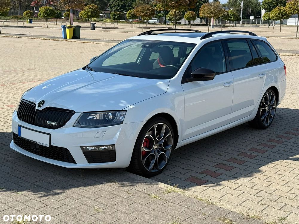 Skoda Octavia 2.0 TDI RS Challenge DSG - 1