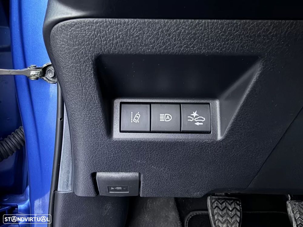 Toyota Yaris 1.0 VVT-i Exclusive - 19