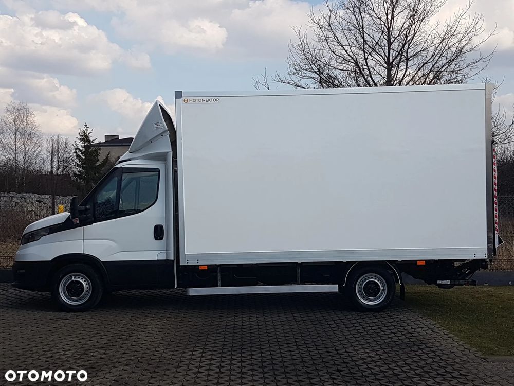 Iveco DAILY WINDA 8EP 4,29x2,23x2,23 KLIMA 35S16 MANUAL 6-BIEGÓW 3,0 160 KM KRAJOWY - 11