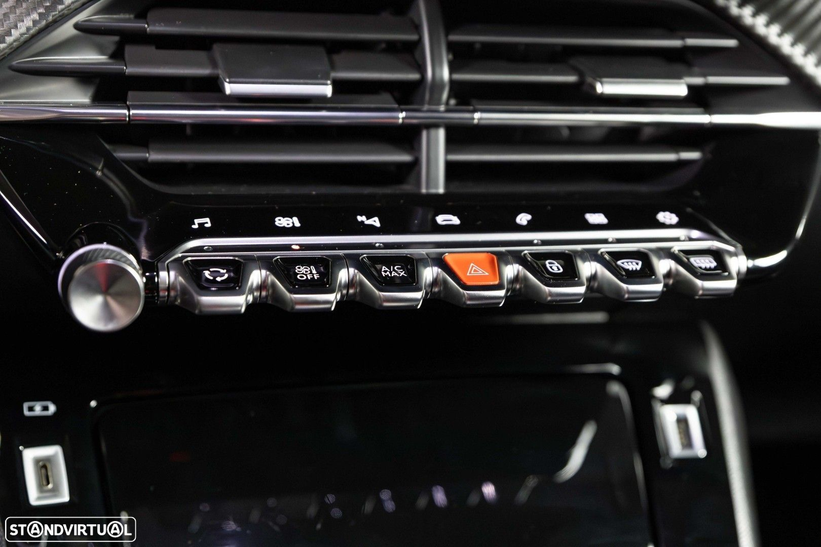 Peugeot 2008 1.2 PureTech Allure Pack EAT8 - 14
