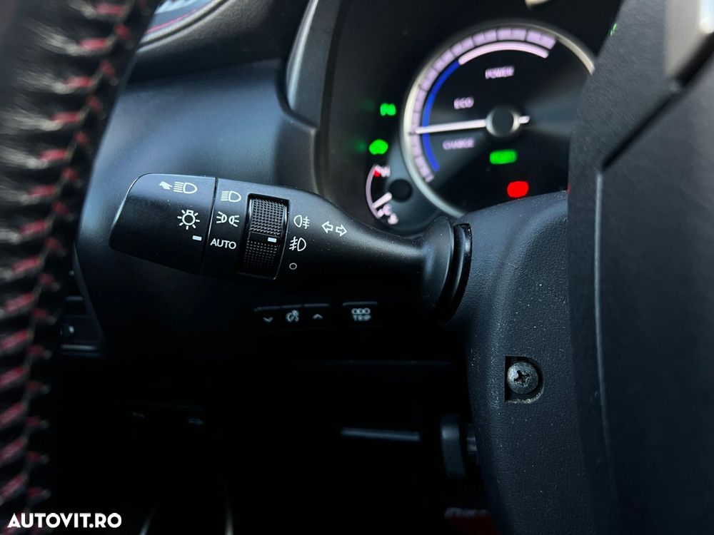Lexus Seria NX - 24