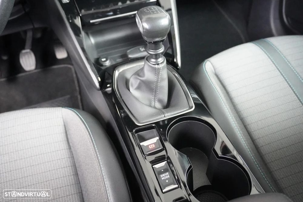 Peugeot 208 1.2 PureTech Allure — fotografia 17