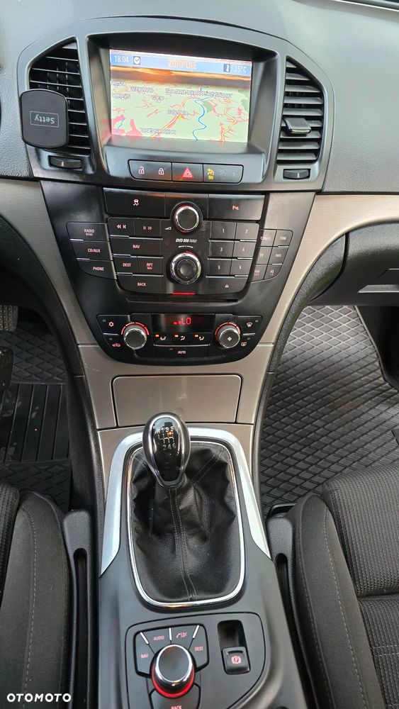 Opel Insignia - 13