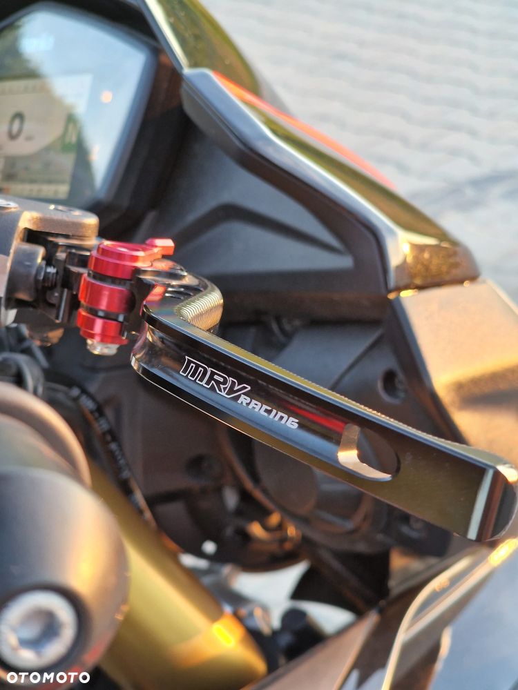 Aprilia Tuono - 11