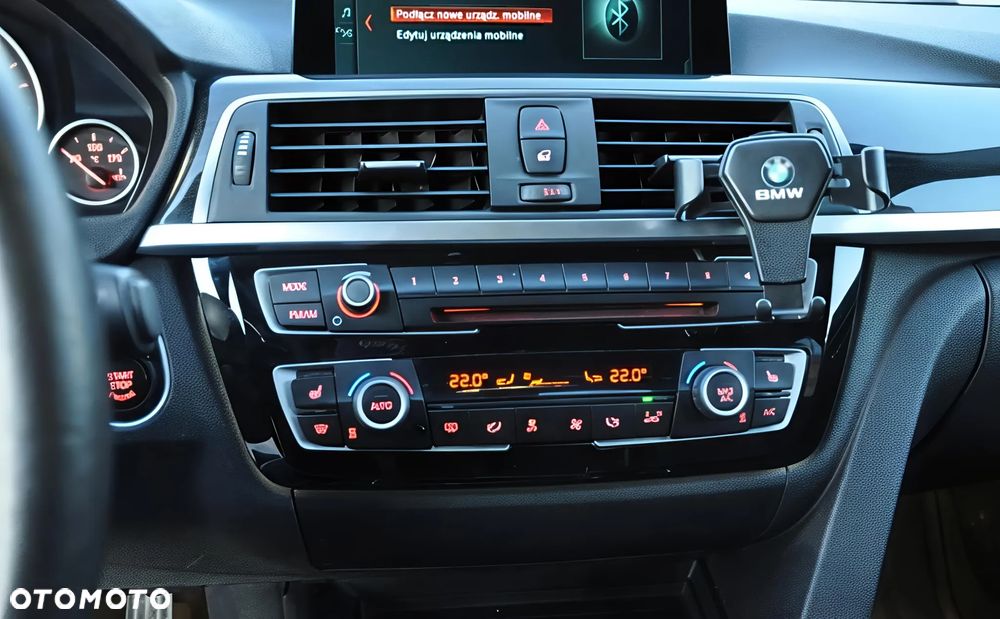 BMW Seria 3 320i xDrive Edition Luxury Line Purity - 16