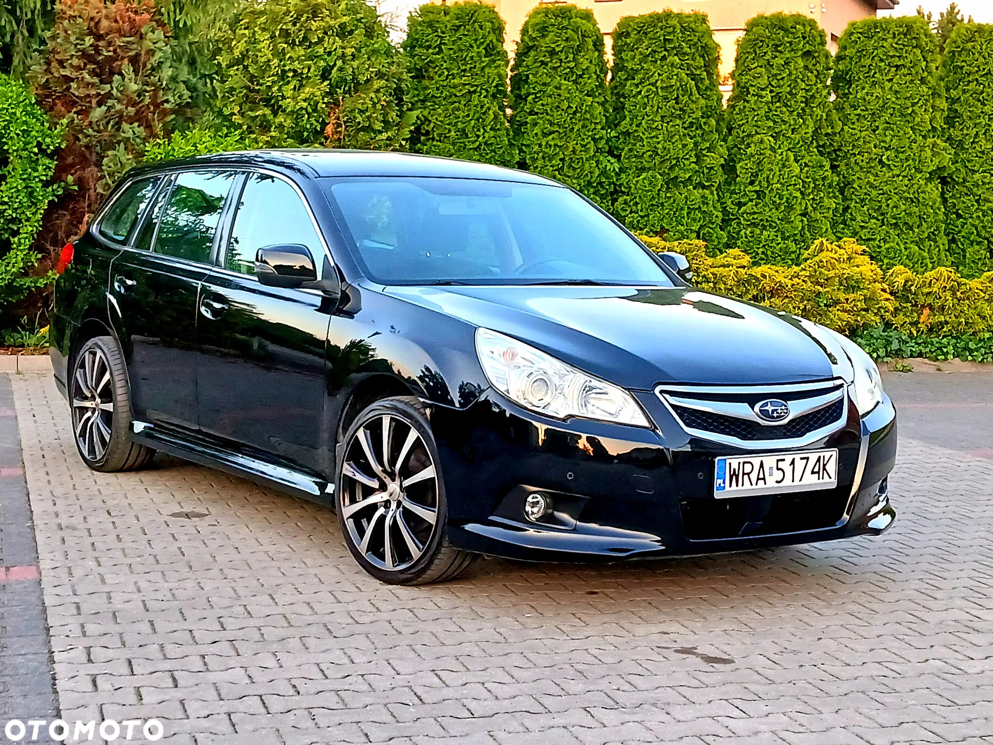 Subaru Legacy - 16