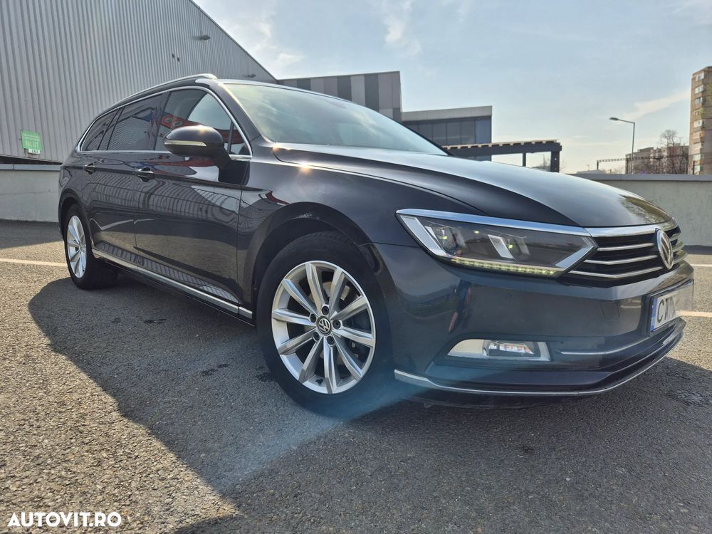 Volkswagen Passat 2.0 TDI DSG (BlueMotion Technology) Highline - 1