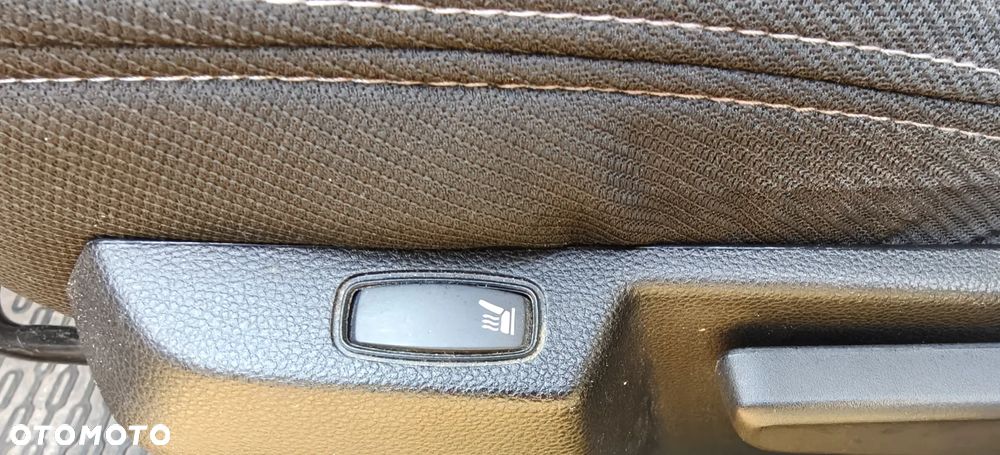 Dacia Duster 1.6 SCe Prestige 4WD - 6