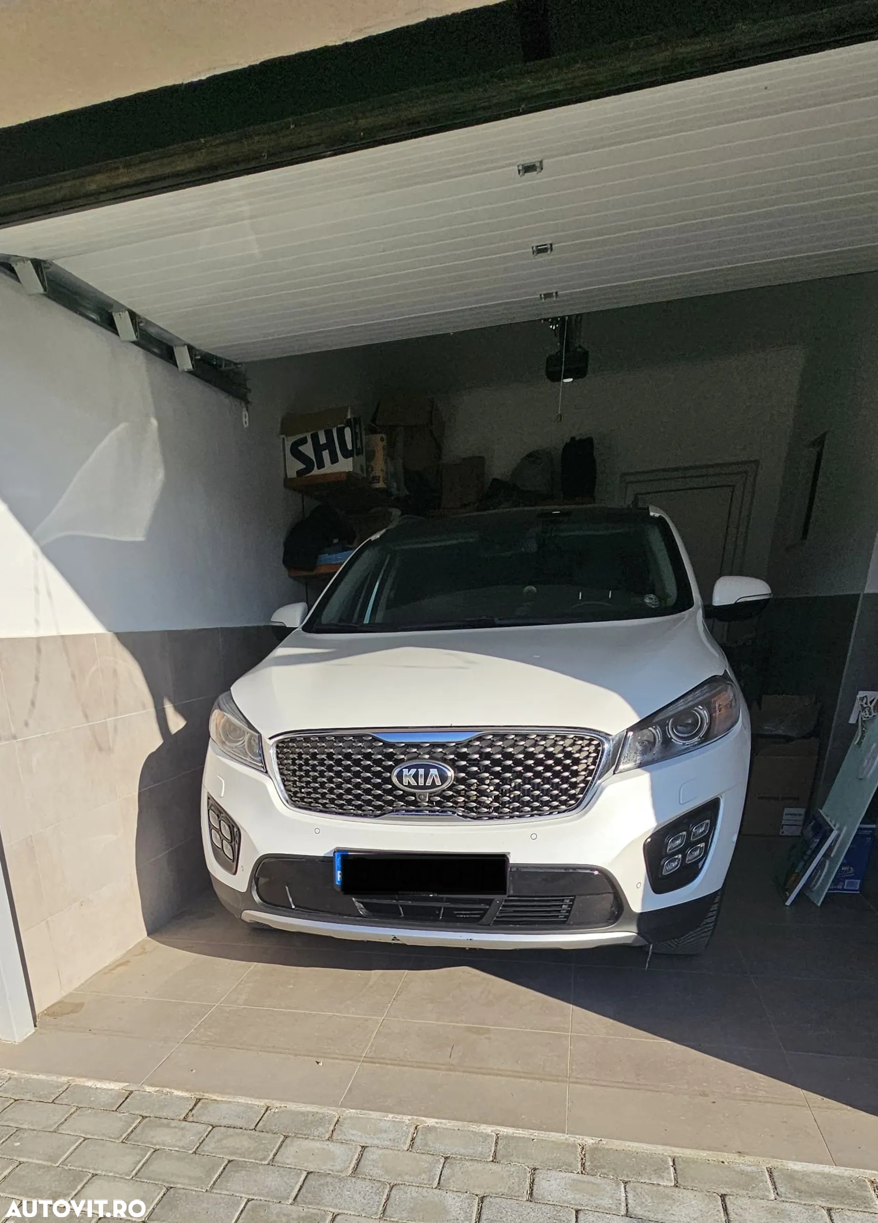 Kia Sorento - 2