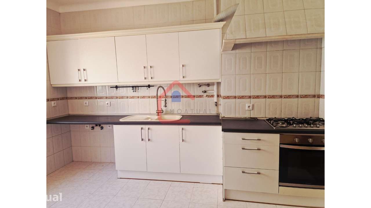 Apartamento T4 em Mercês - Grande imagem: 3/27