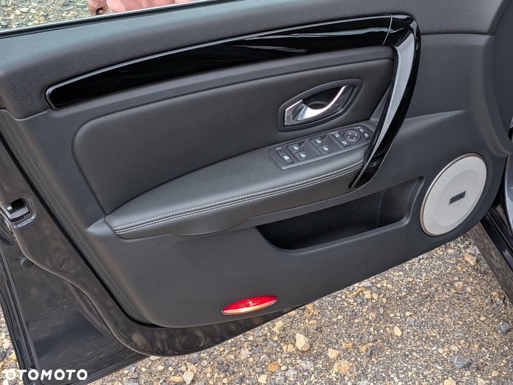 Renault Laguna 2.0 dCi Bose Edition - 12