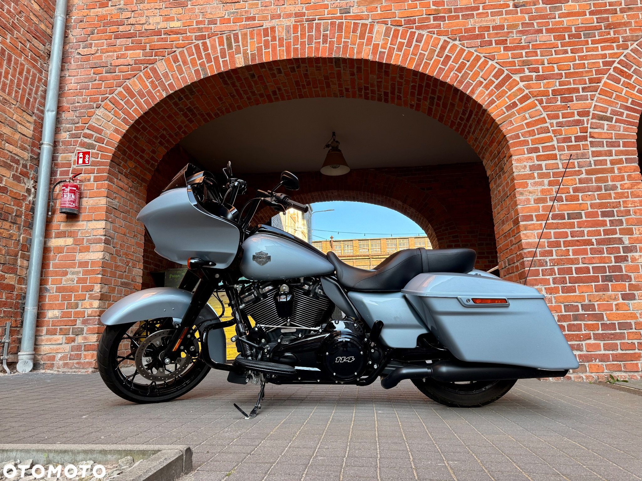 Harley-Davidson Touring Road Glide - 25