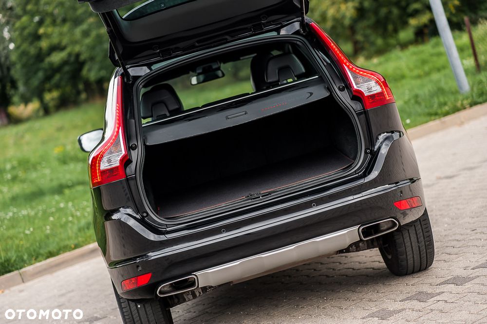 Volvo XC 60 D4 Ocean Race - 27