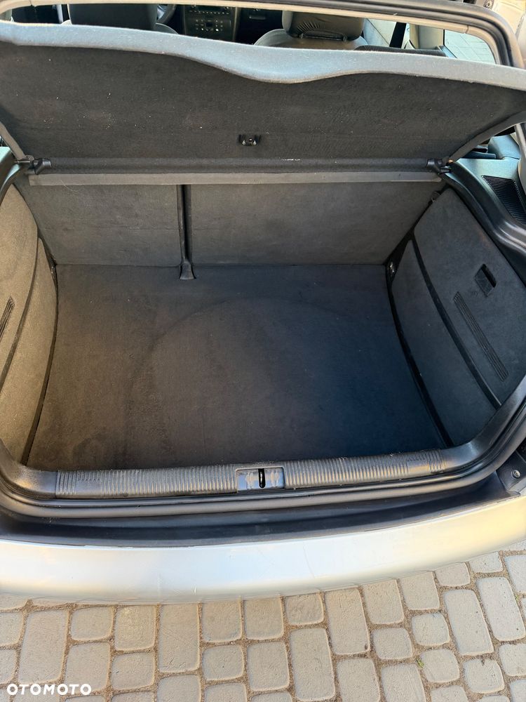 Audi A3 3-drzwiowe 1.9 TDI Ambition - 18