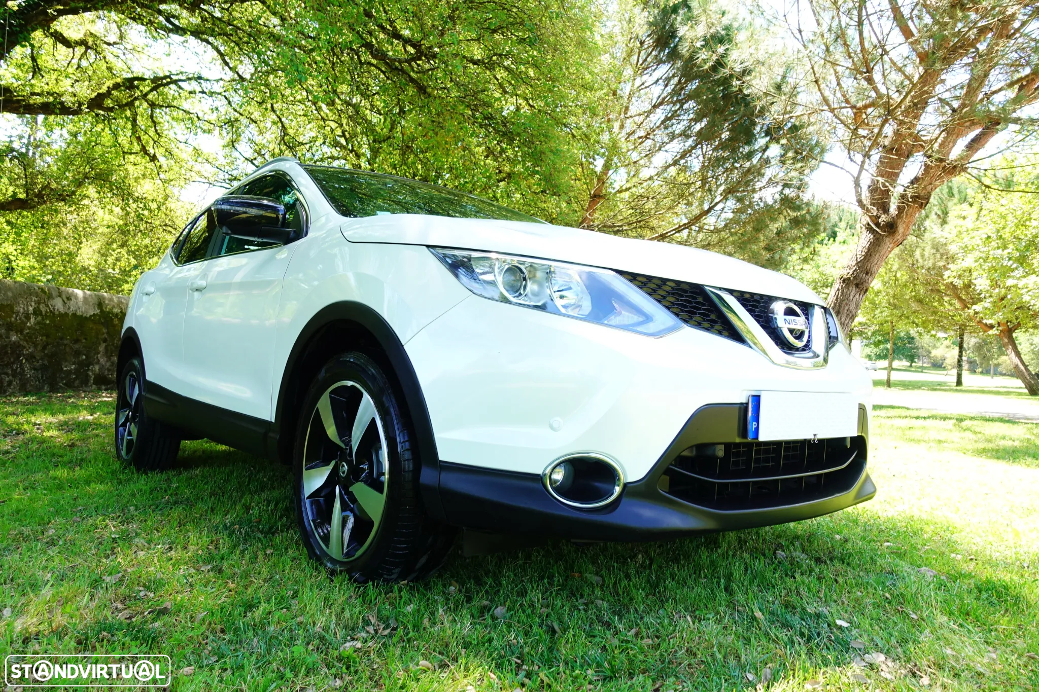 Nissan Qashqai 1.6 dCi N-Connecta 18 - 19