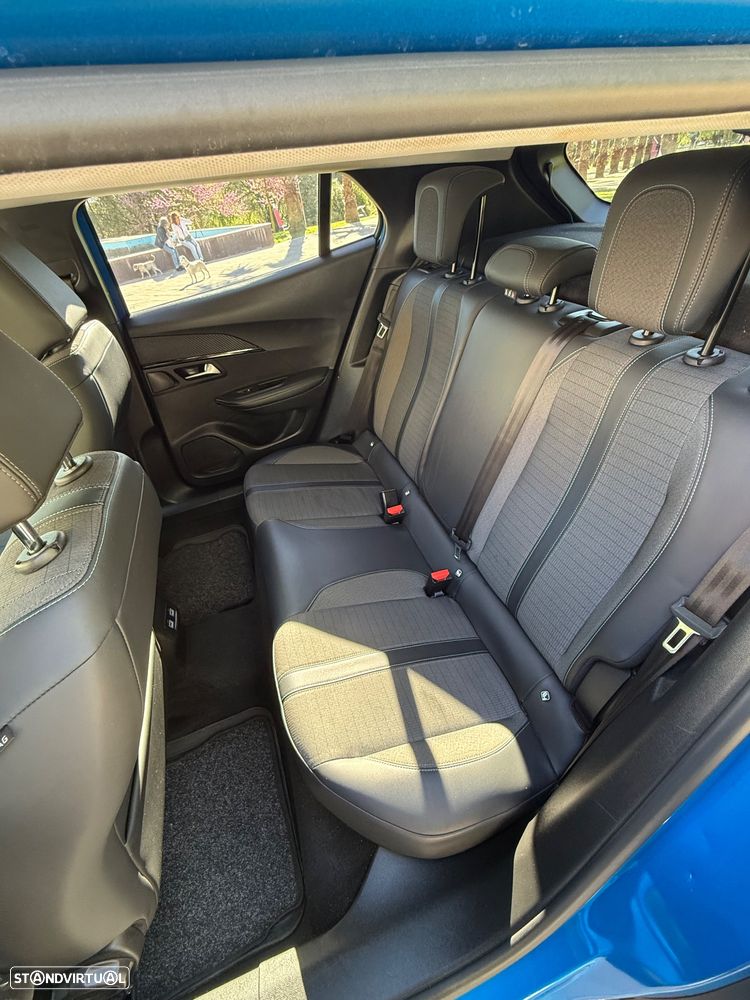 Peugeot e-2008 Allure+ - 9
