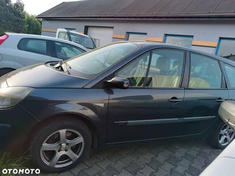 Renault Megane - 1