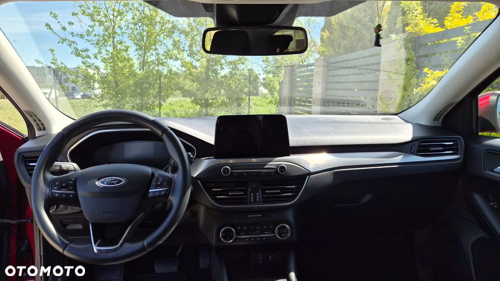 Ford Focus 1.5 EcoBoost Titanium Business - 6