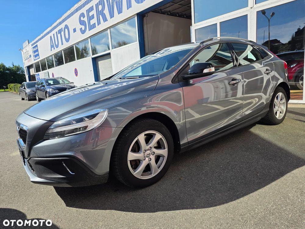 Volvo V40 Cross Country - 3