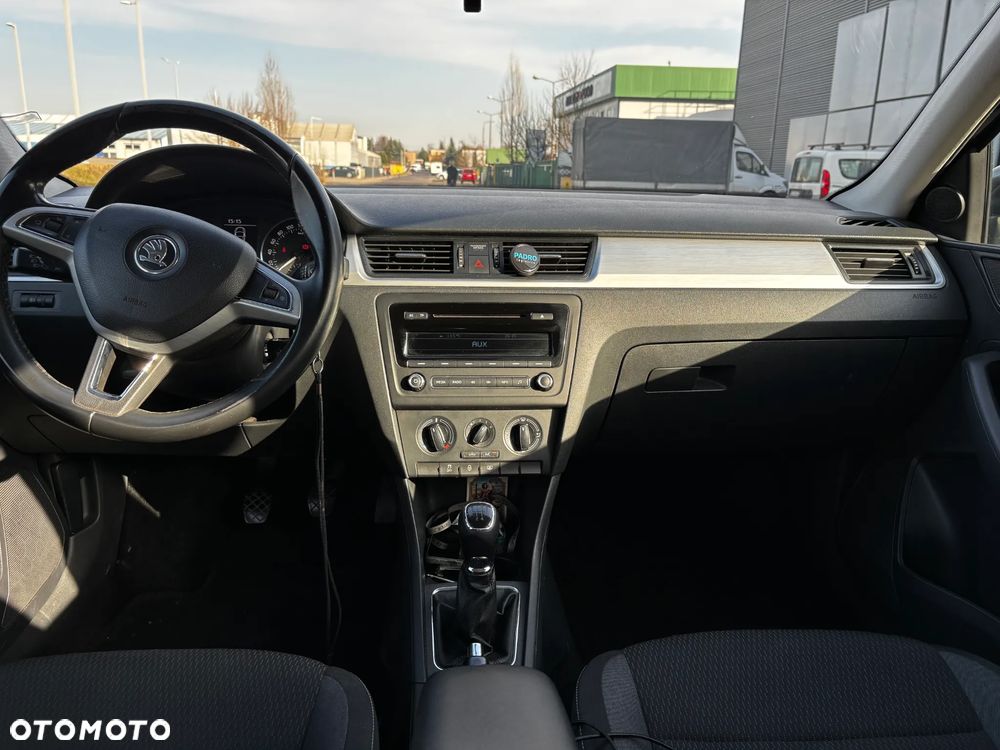 Skoda RAPID 1.6 TDI DPF Ambition - 12