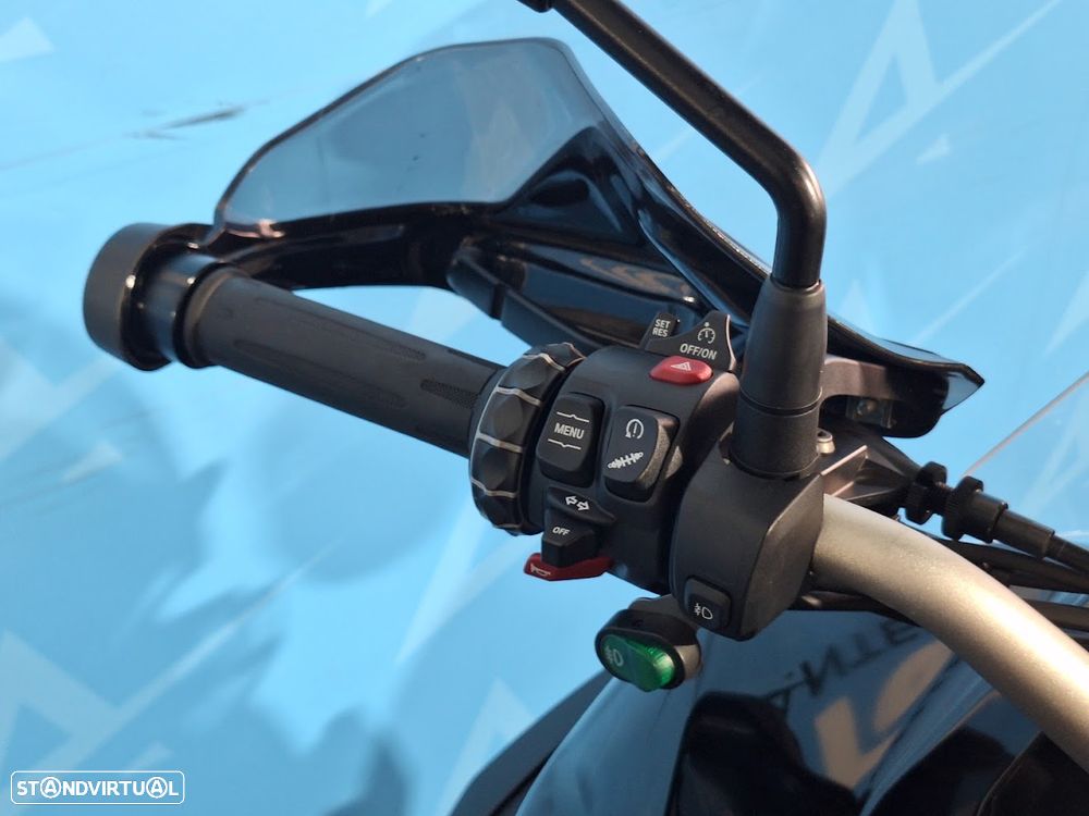 BMW F 900 GS Adventure - 8