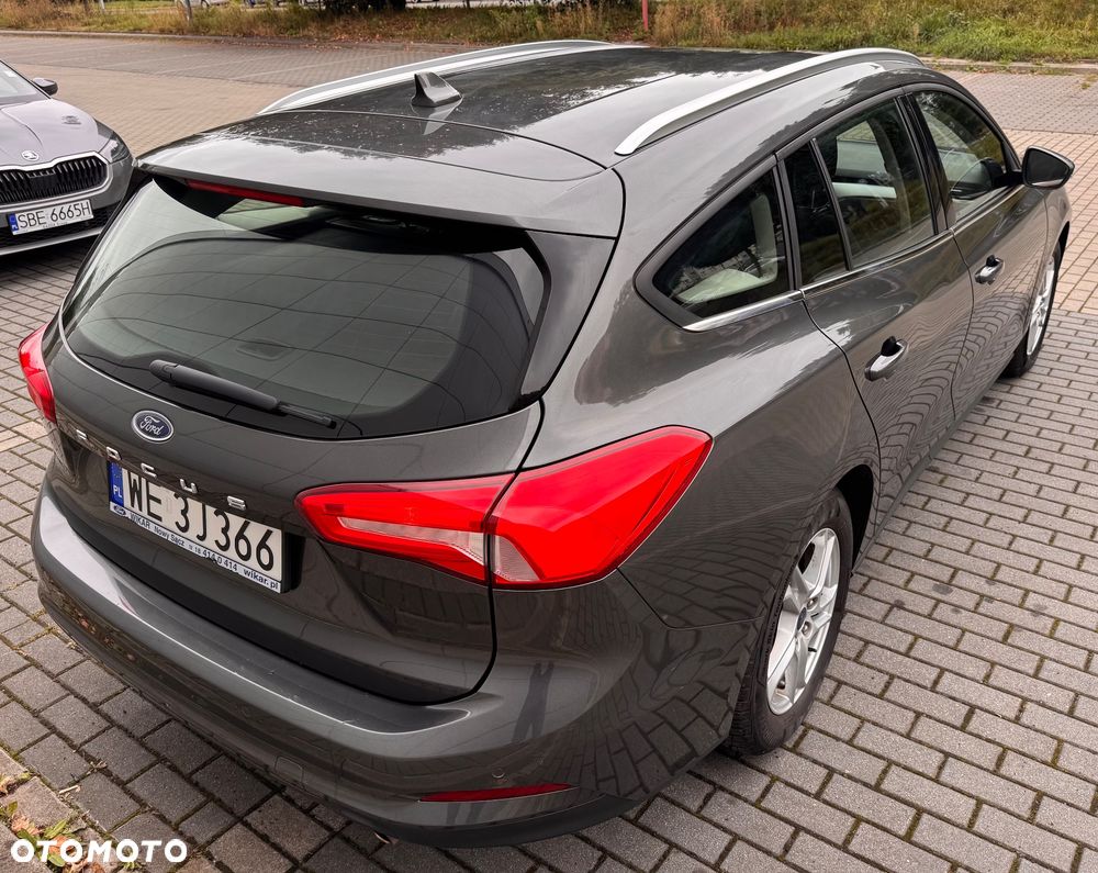 Ford Focus 1.0 EcoBoost Connected - 10