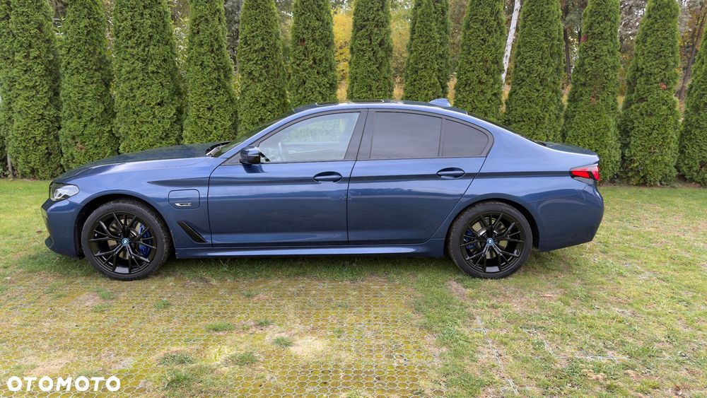 BMW Seria 5 530e xDrive - 9