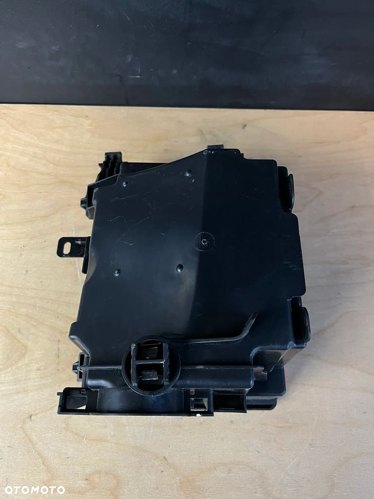 EXPERT III Jumpy III Vivaro IV Obudowa skrzynki BSI bezpieczników 9804681980 9678633380 - 3