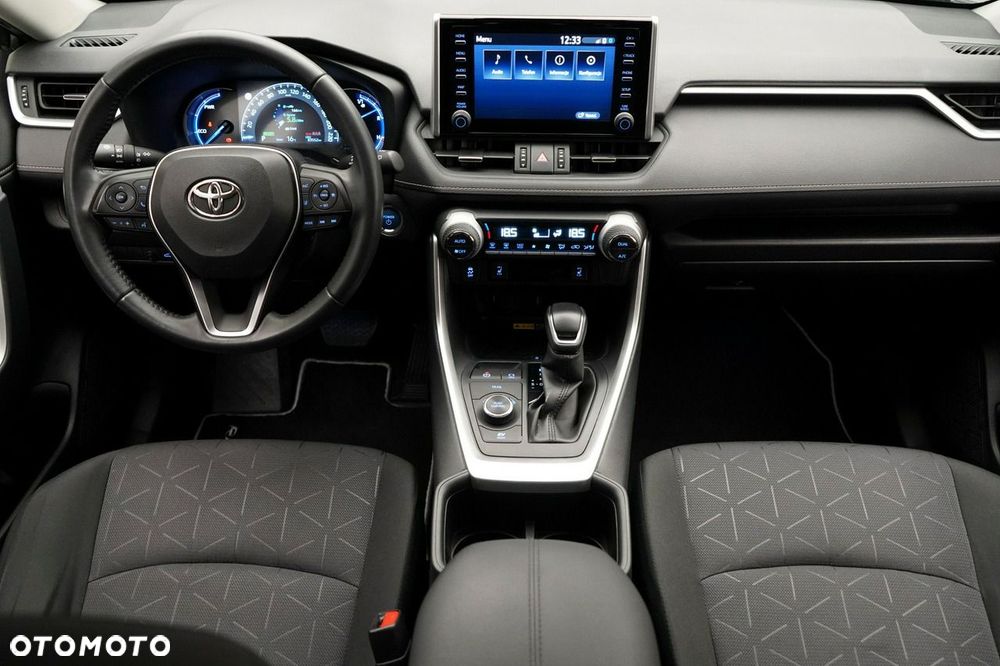 Toyota RAV4 - 18
