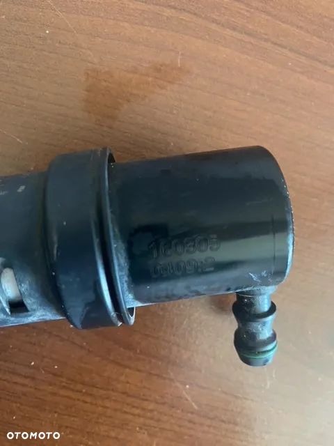 SPRYSKIWACZ LAMPY BMW E60 E61 160305 - 2