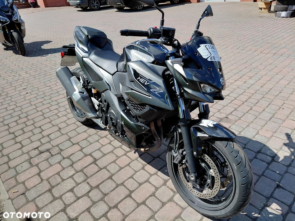 Kawasaki Z - 7