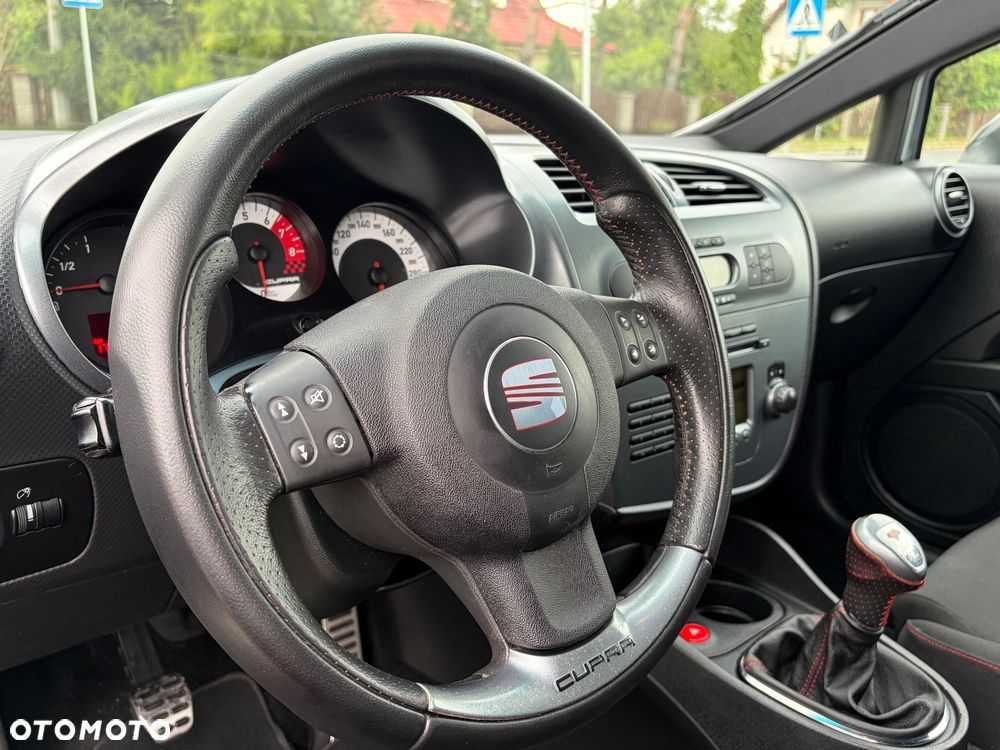 Seat Leon 2.0 T FSI Cupra R - 19