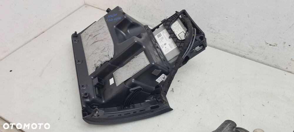 vw polo v 6c / 6r schowek pasażera – zmieniarka czytnik navi - 2