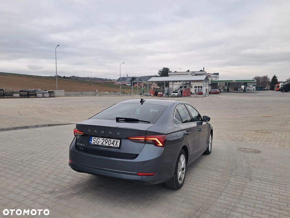 Skoda Octavia 2.0 TDI Ambition - 6