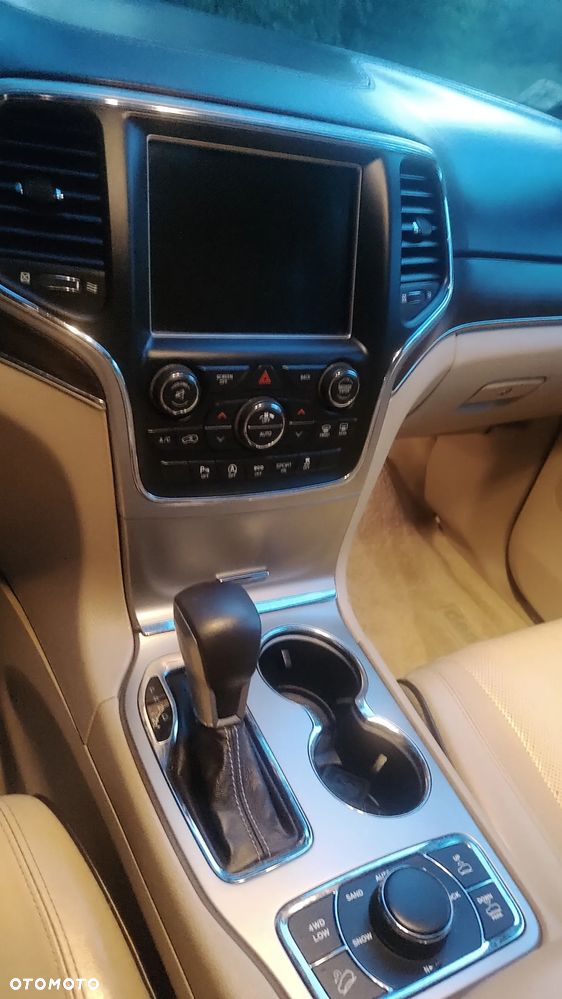 Jeep Grand Cherokee 3.0 CRD Overland - 28