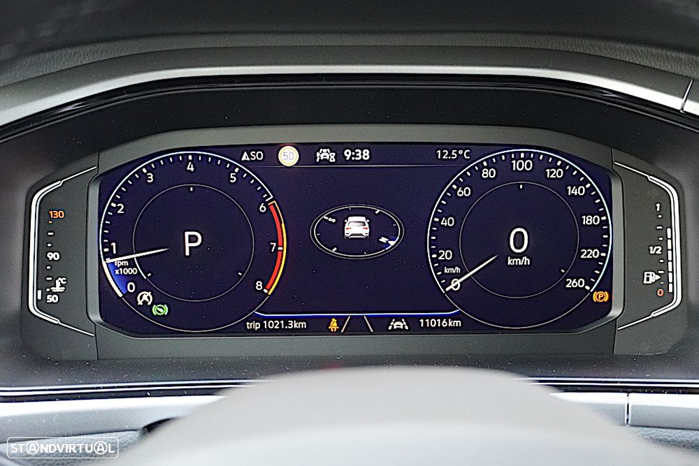 VW T-Roc 1.5 TSI Urban DSG - 46