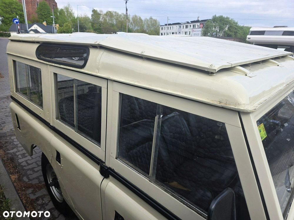 Land Rover Inny - 12