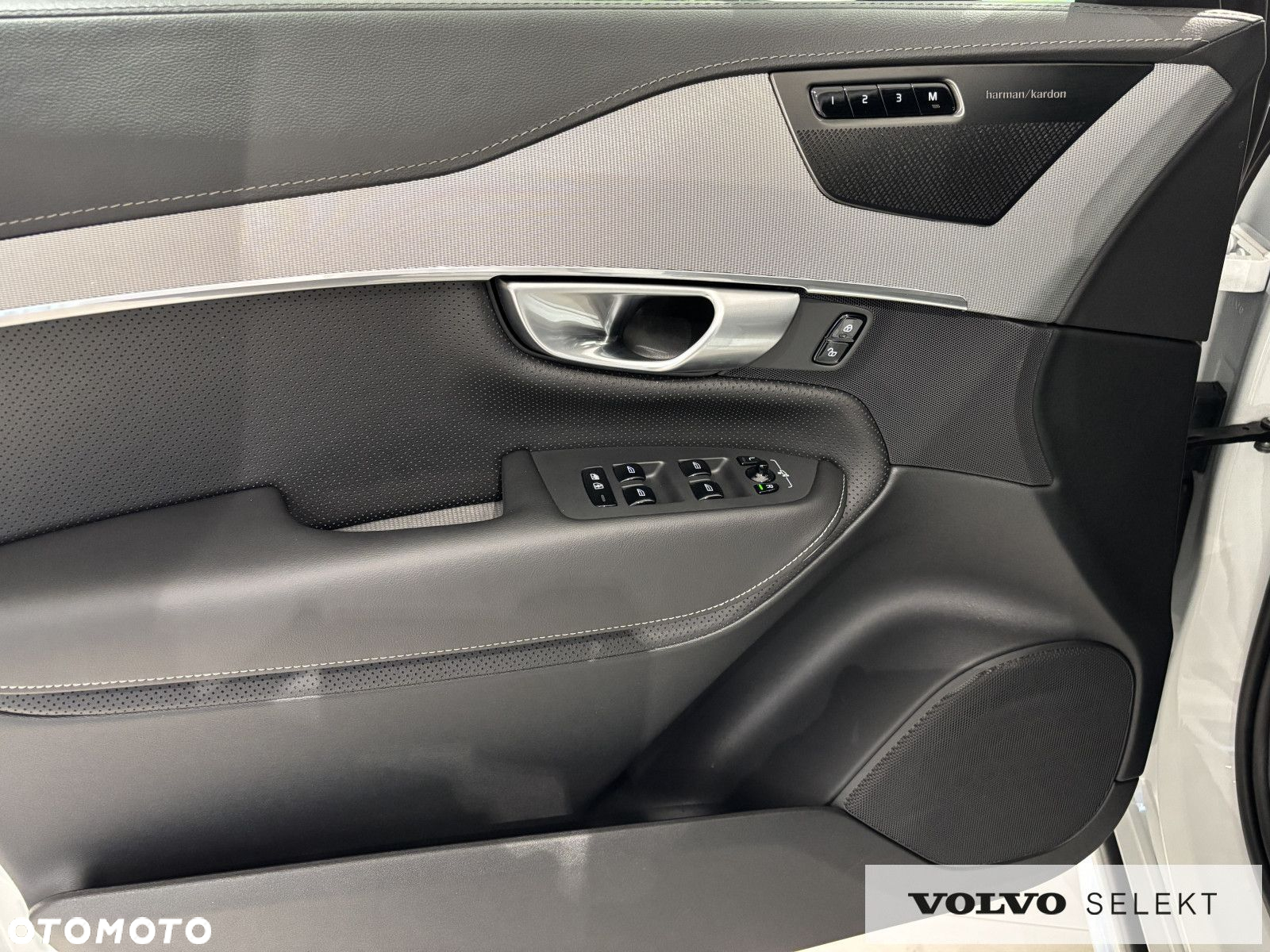 Volvo XC 90 - 22