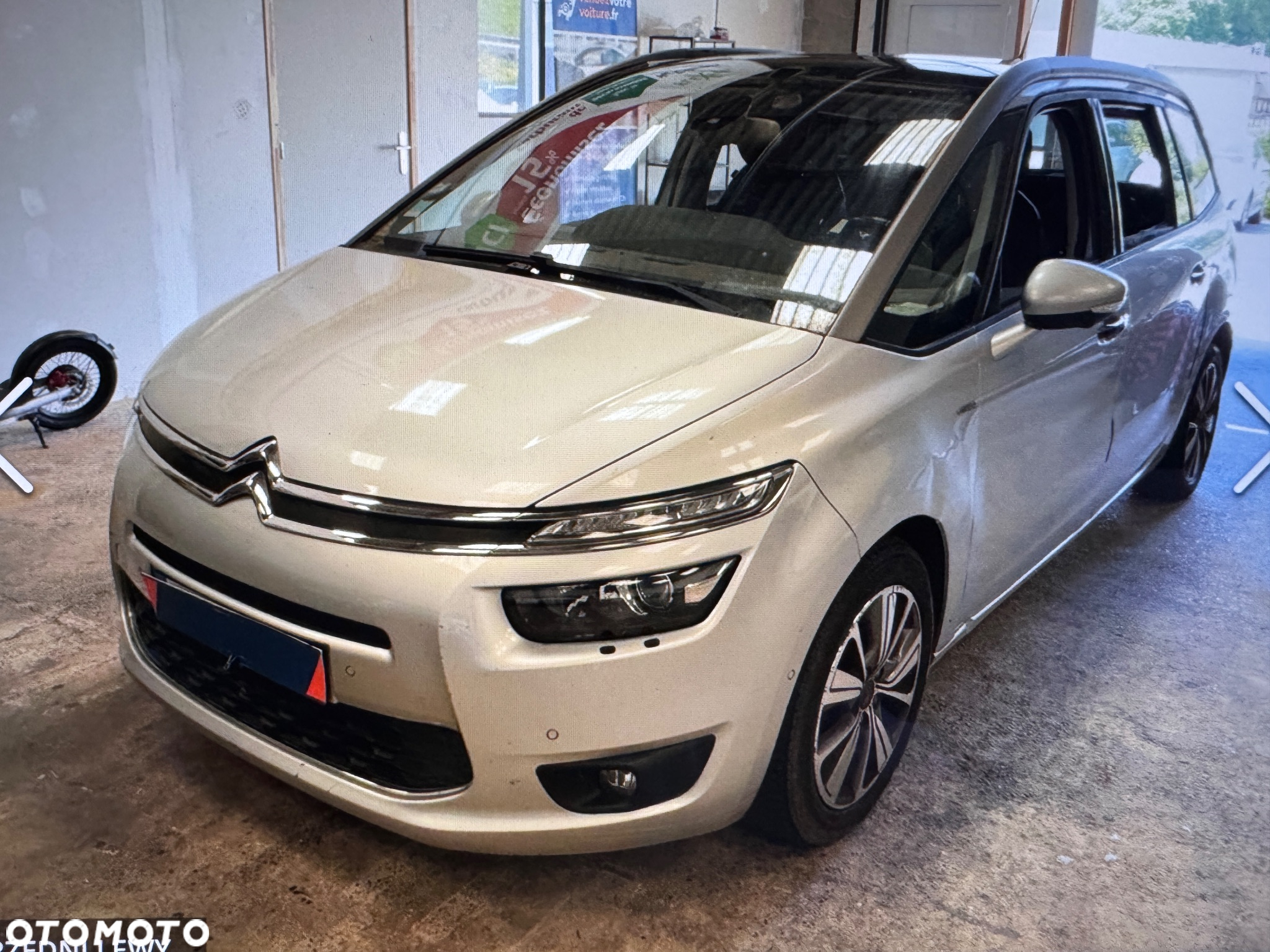 Citroën C4 Grand Picasso PureTech 130 Stop&Start SHINE - 29