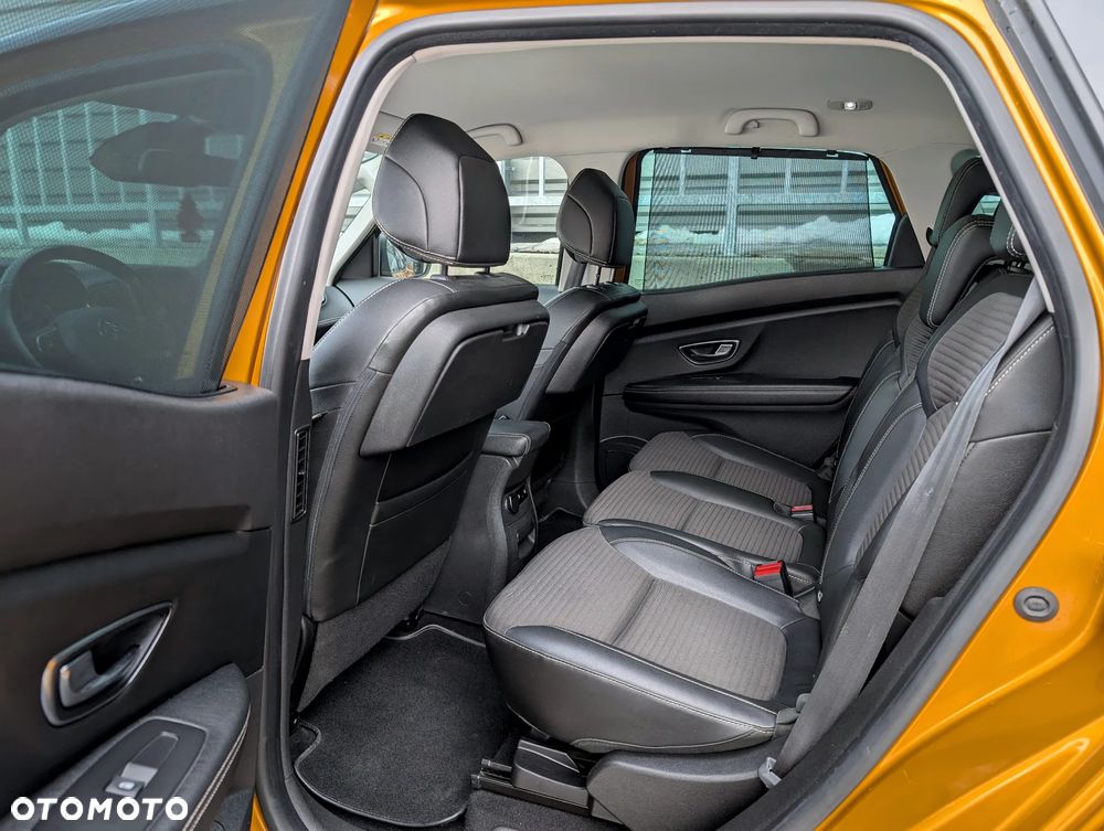 Renault Scenic ENERGY TCe 130 INTENS - 19