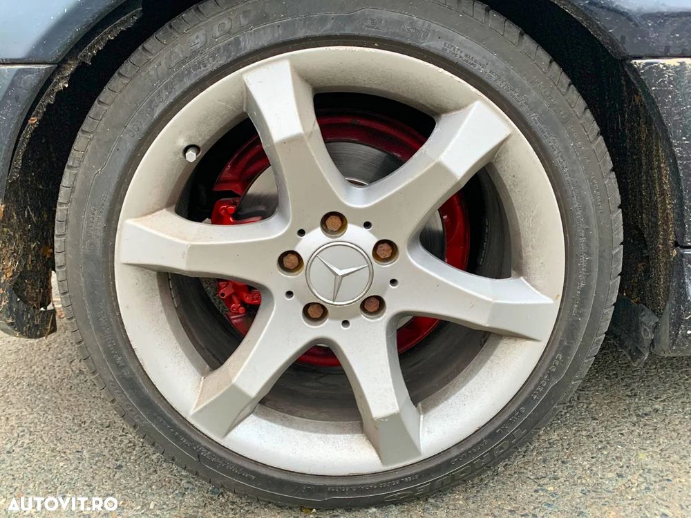 Mercedes-Benz C - 38