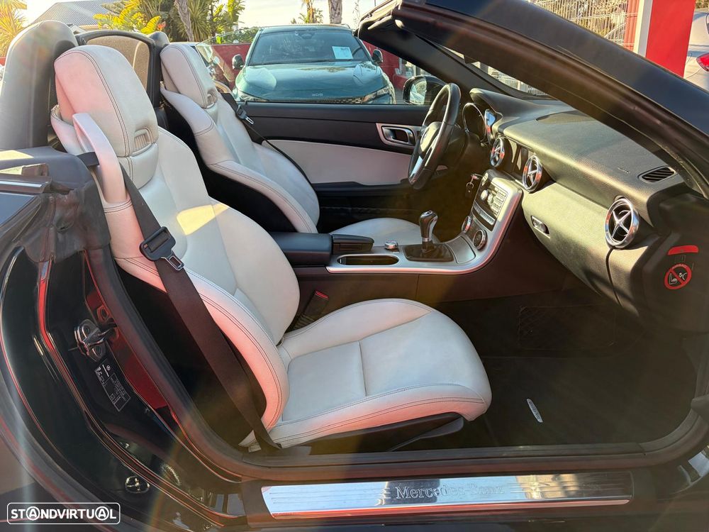 Mercedes-Benz SLK 200 Standard - 22