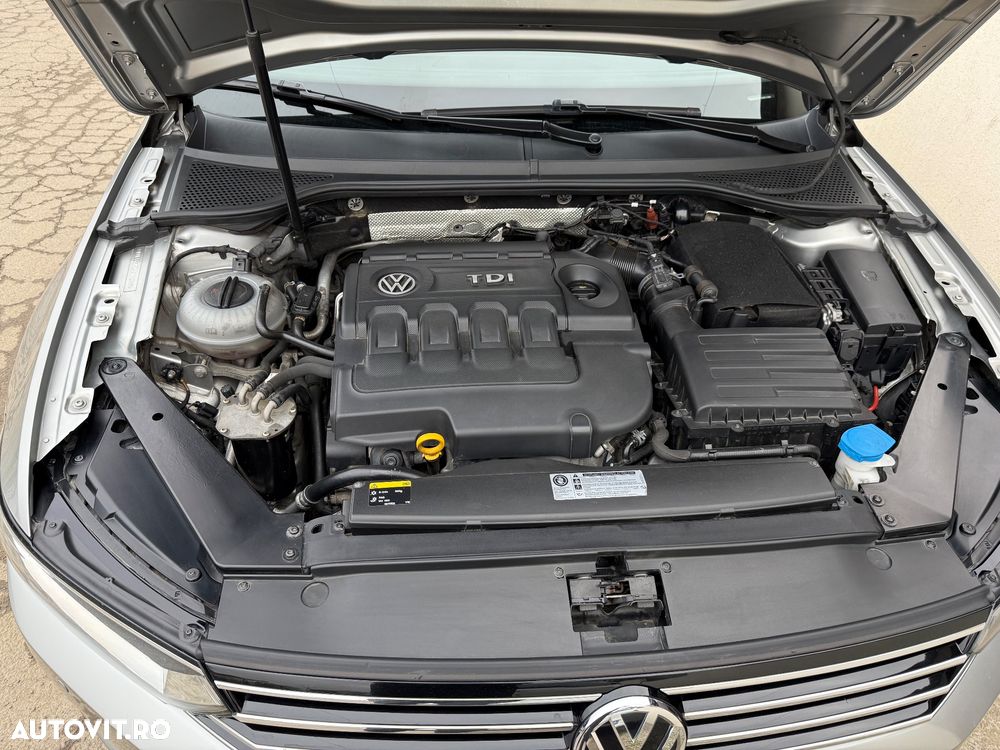 Volkswagen Passat 1.6 TDI Comfortline - 6