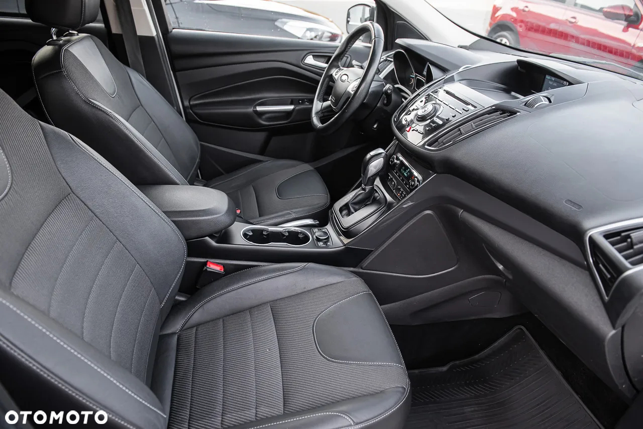 Ford Kuga 2.0 TDCi 4WD Titanium - 30