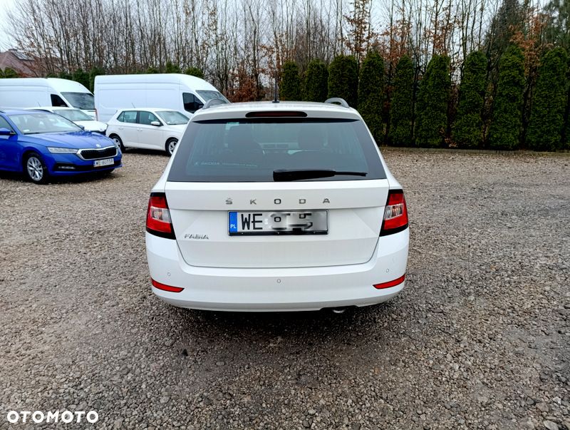 Skoda Fabia 1.0 TSI Ambition Plus - 10