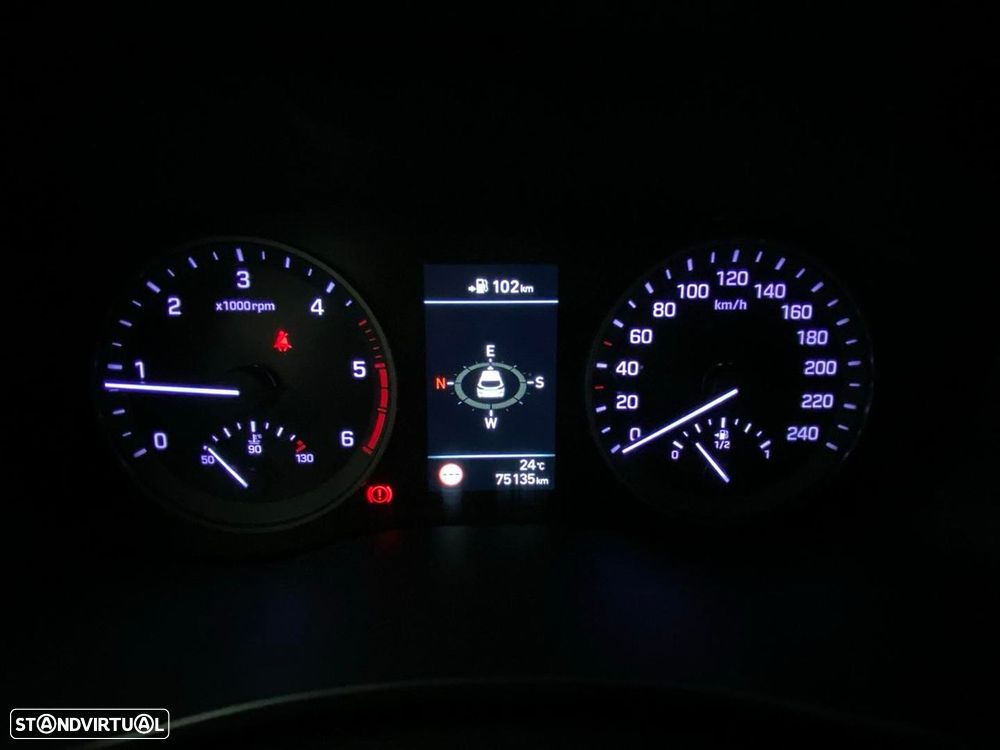 Hyundai Tucson 1.6 CRDi Premium - 12