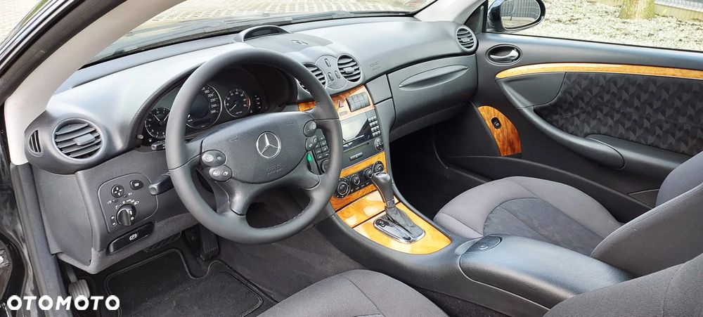 Mercedes-Benz CLK - 34