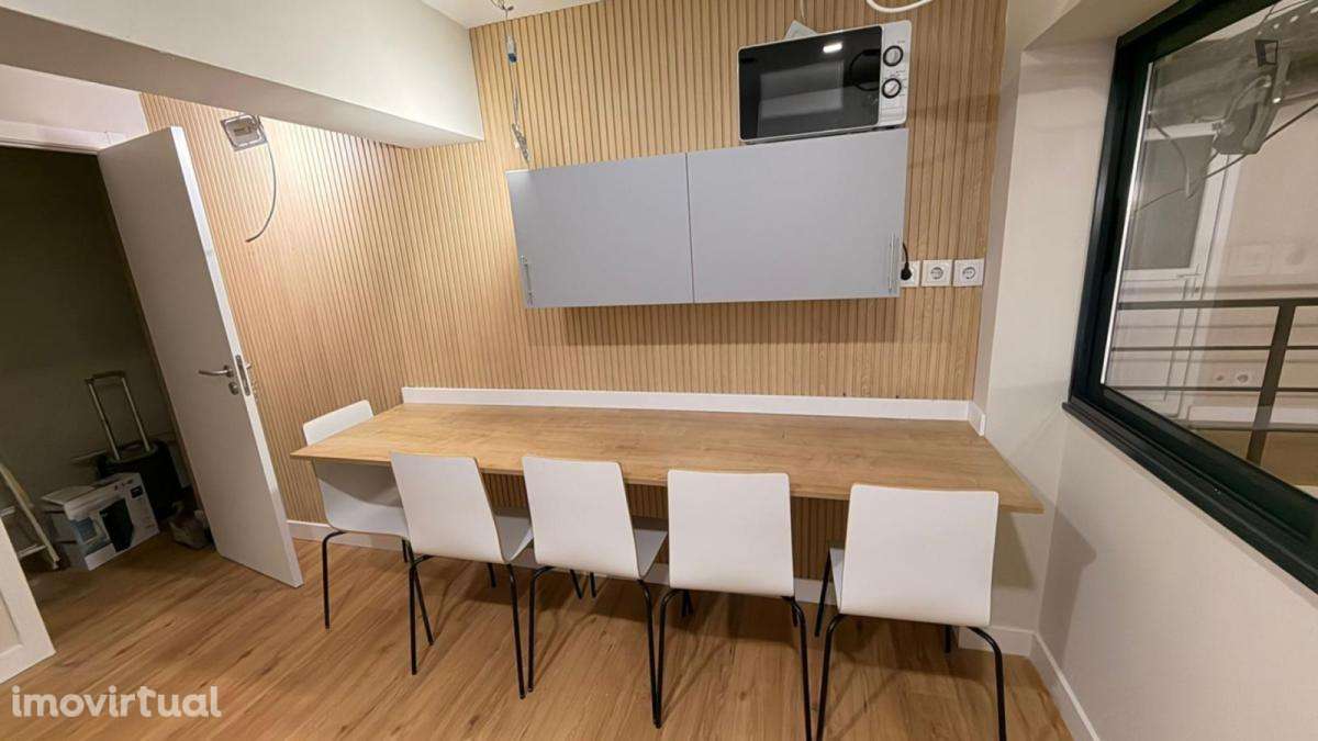 Quarto - localizado em Amadora Lisbon - Grande imagem: 5/7